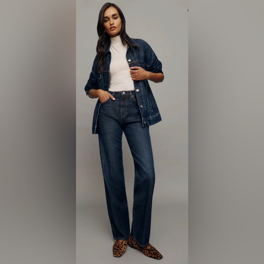 Val 90s Mid Rise Straight Jeans in Ahurani- Sz 25